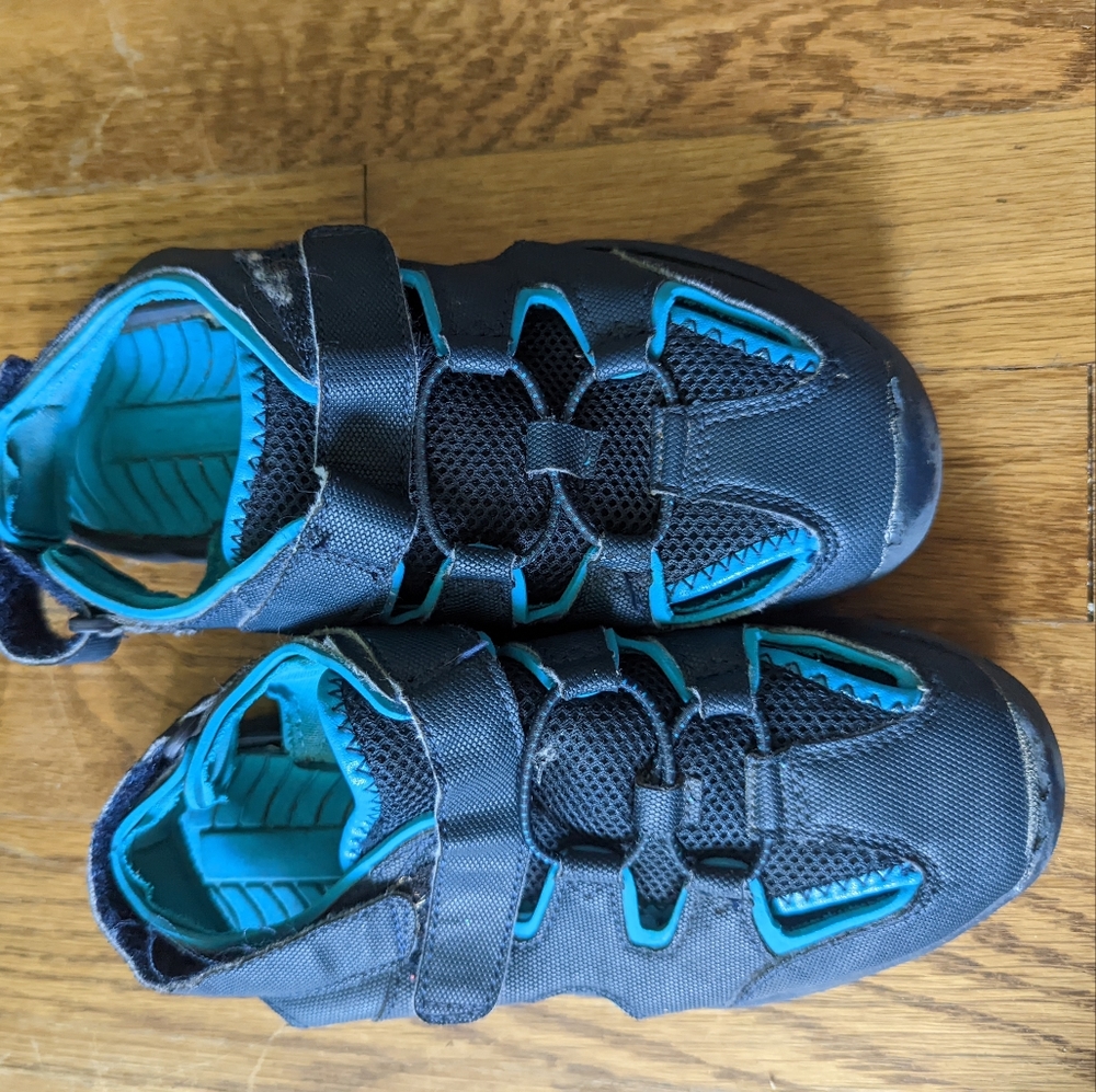 Kids sandles